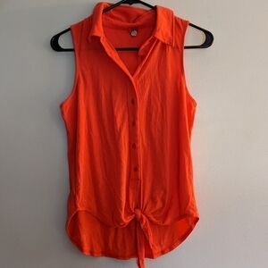 𝅺POOF Knot Tie Hem Tank Top Small Coral